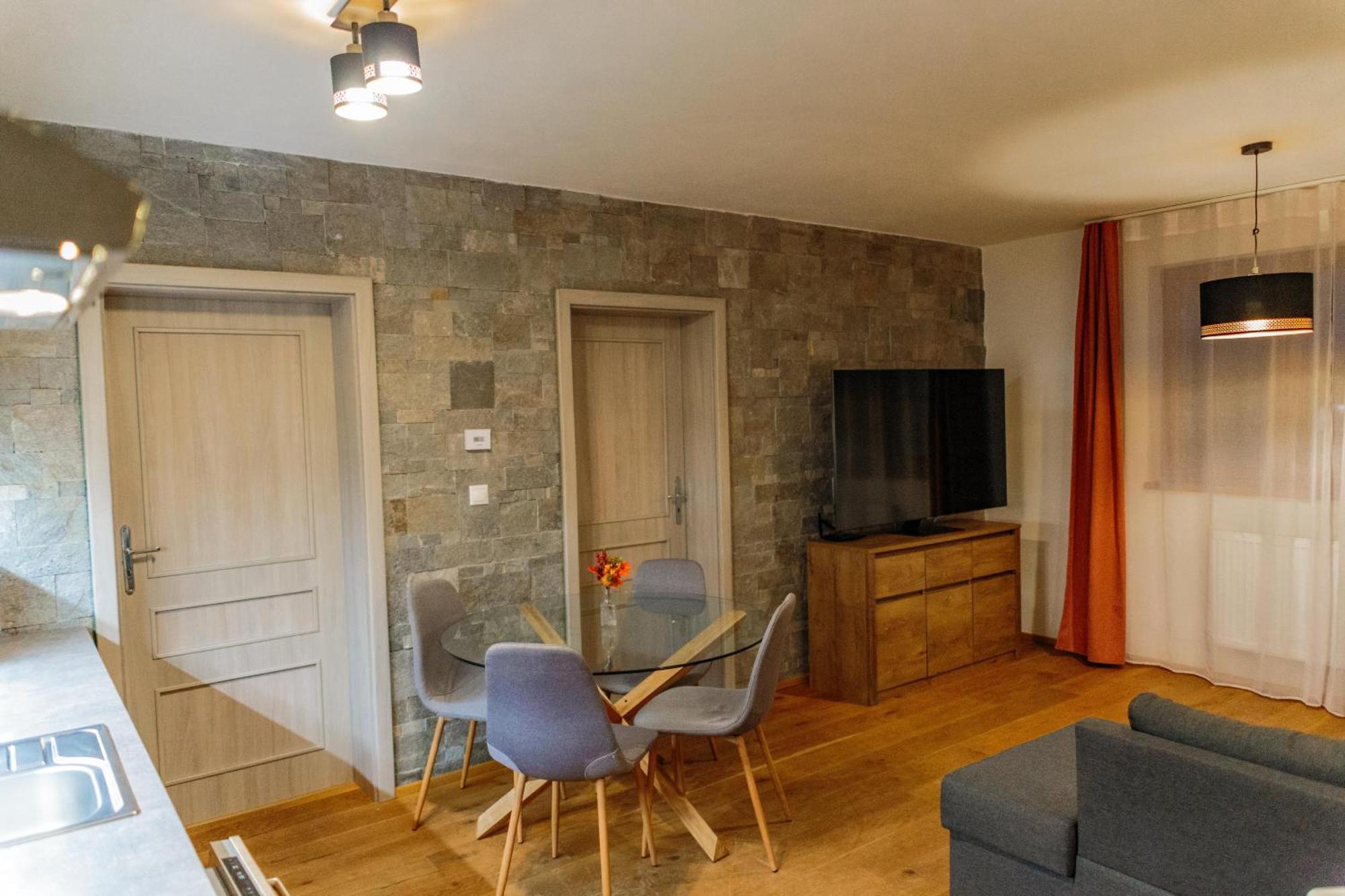 Apartman Myto Mýto pod Ďumbierom エクステリア 写真